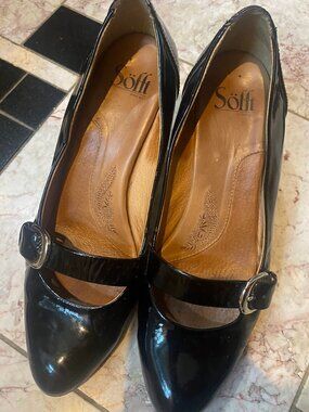 Sofit Size 10 Heels Patent Leather